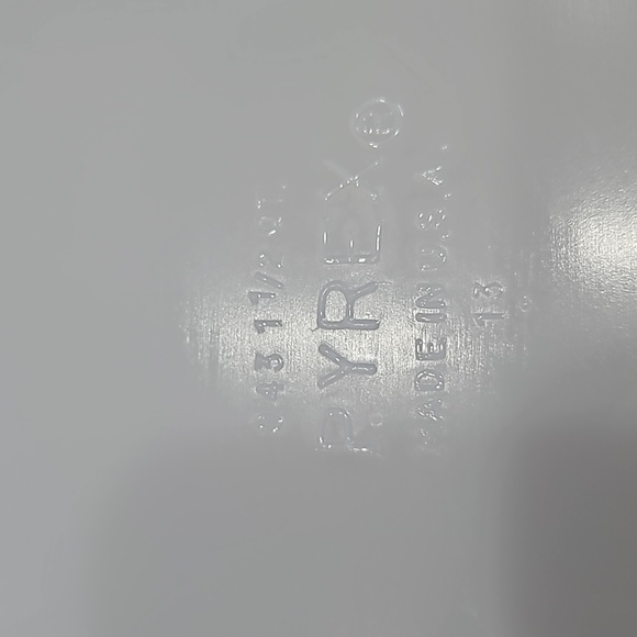 Vintage Pyrex 1.5 Qt "Meadow" Casserole!!! - Picture 8 of 17